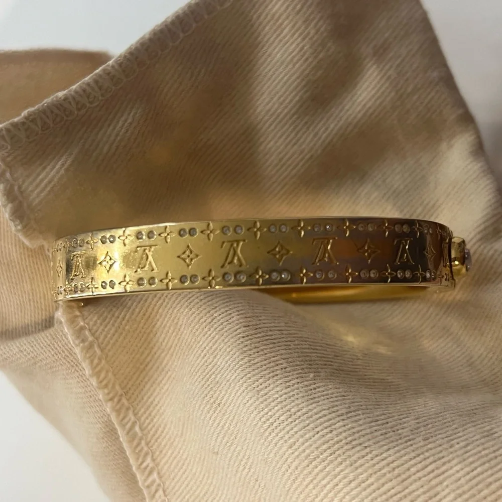 Louis Vuitton Monogram Gold Bracelet - Picture 4 of 8